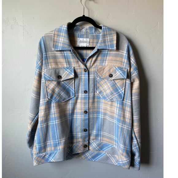 Women's Boston Traders Blue Plaid Shacket- Size Large - Picture 2 of 9